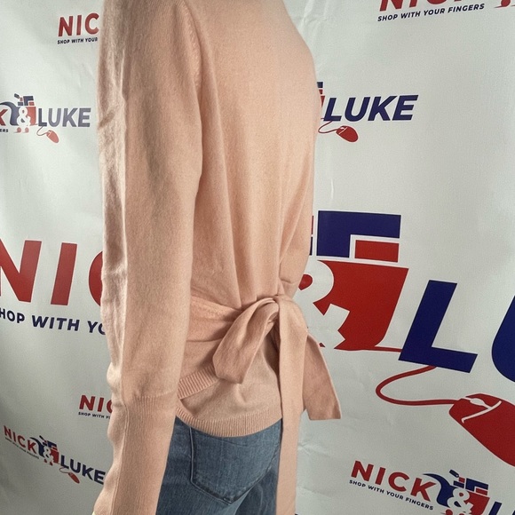 Naadam - Soft Collection for Women. Beautiful blouse wrap around. - Picture 3 of 6